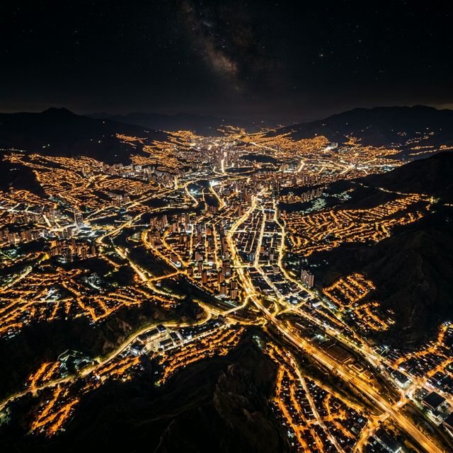 Medellín de noche